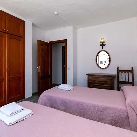 Floritas 20 - Two Bed * Playa de las Americas (Tenerife)