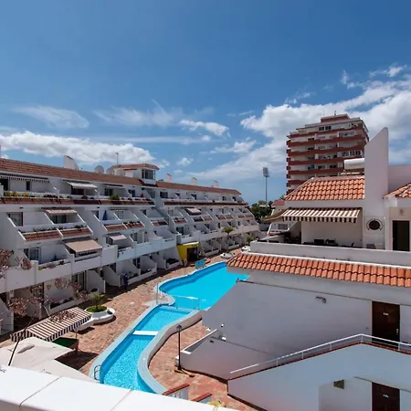 Floritas 20 - Two Bed דירה